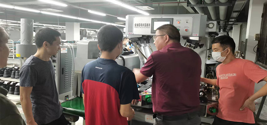 Circuit diagram layout and professional molding equipment research