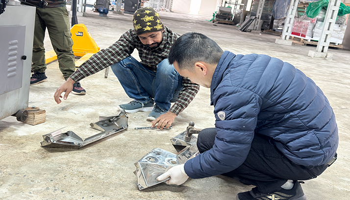 Professional after-sales team on-site service